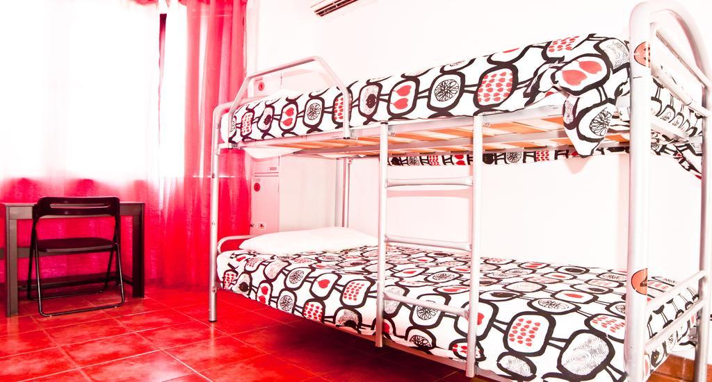 Las Musas Hostel - Madrid — Photos 2